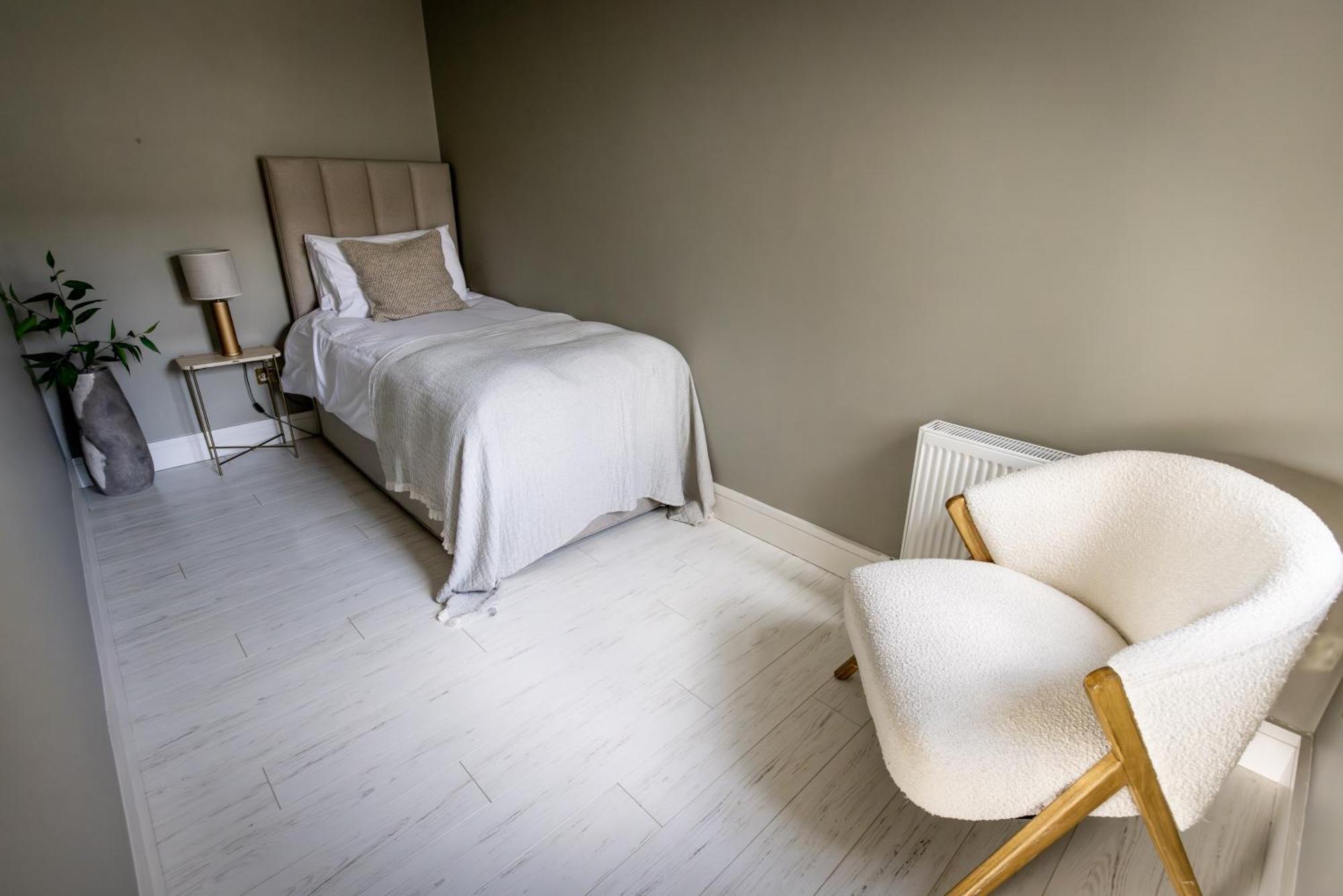 Coastal View House Hotel Дулин Екстериор снимка