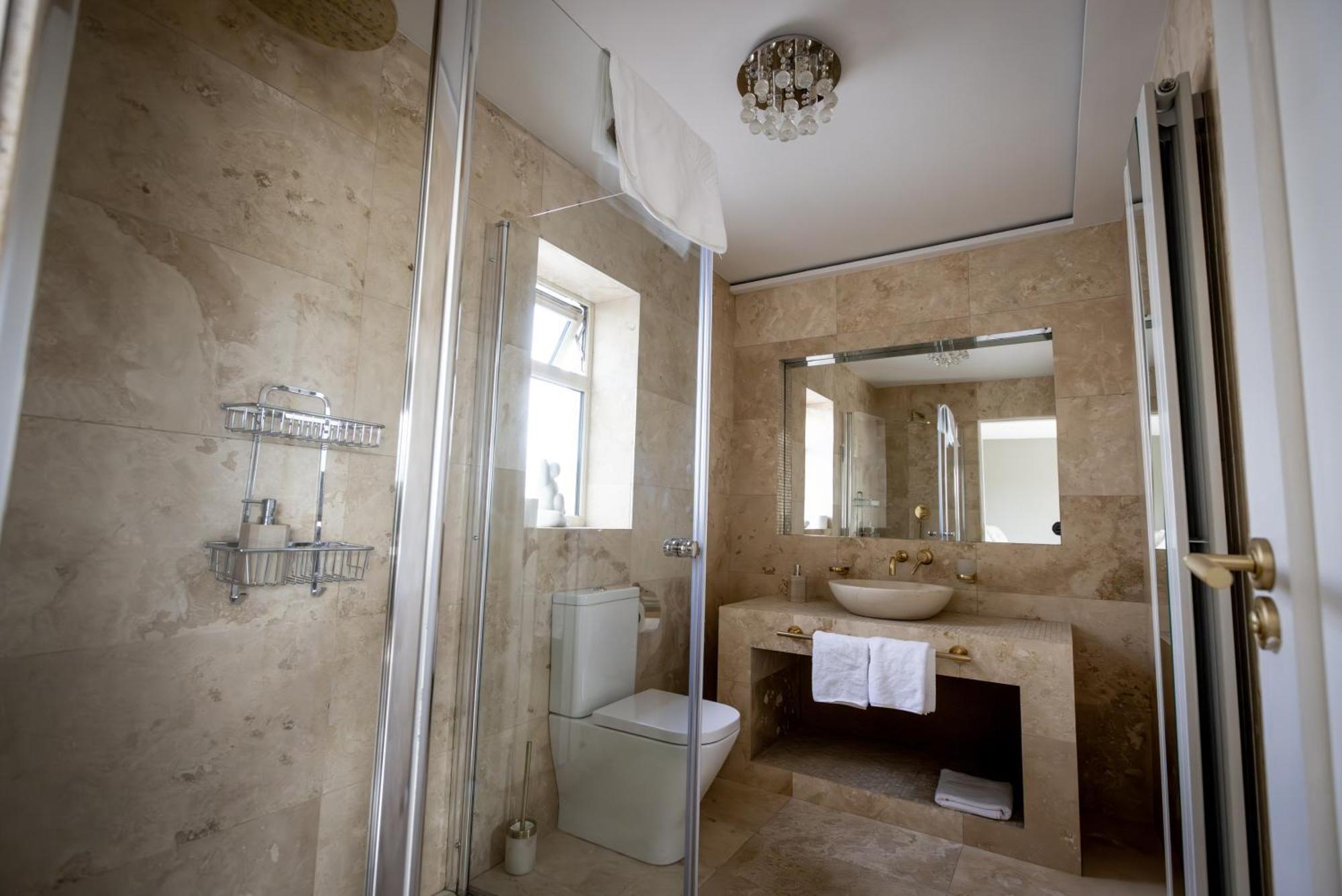 Coastal View House Hotel Дулин Екстериор снимка